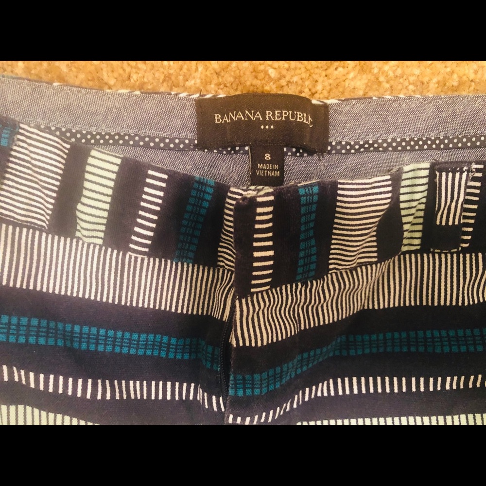 Shorts - Picture 2 of 3